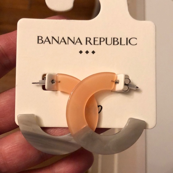 Banana Republic Jewelry - Banana Republic resin hoop earrings